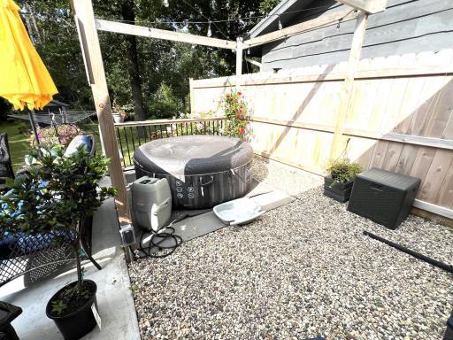 423 2nd Avenue SW, Clearbrook, MN 56634