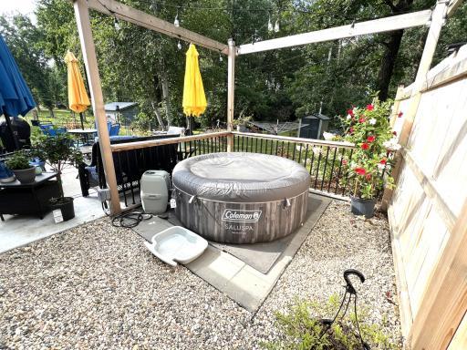 423 2nd Avenue SW, Clearbrook, MN 56634