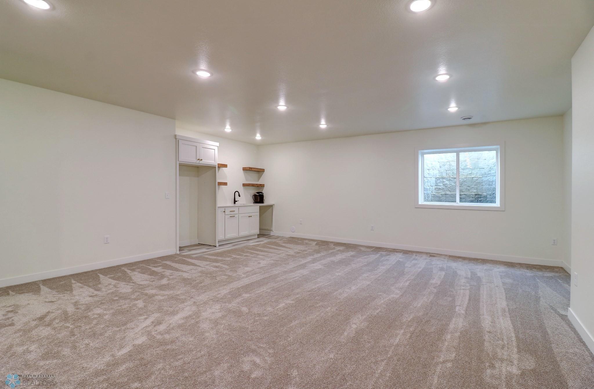 Basement1_6.jpg