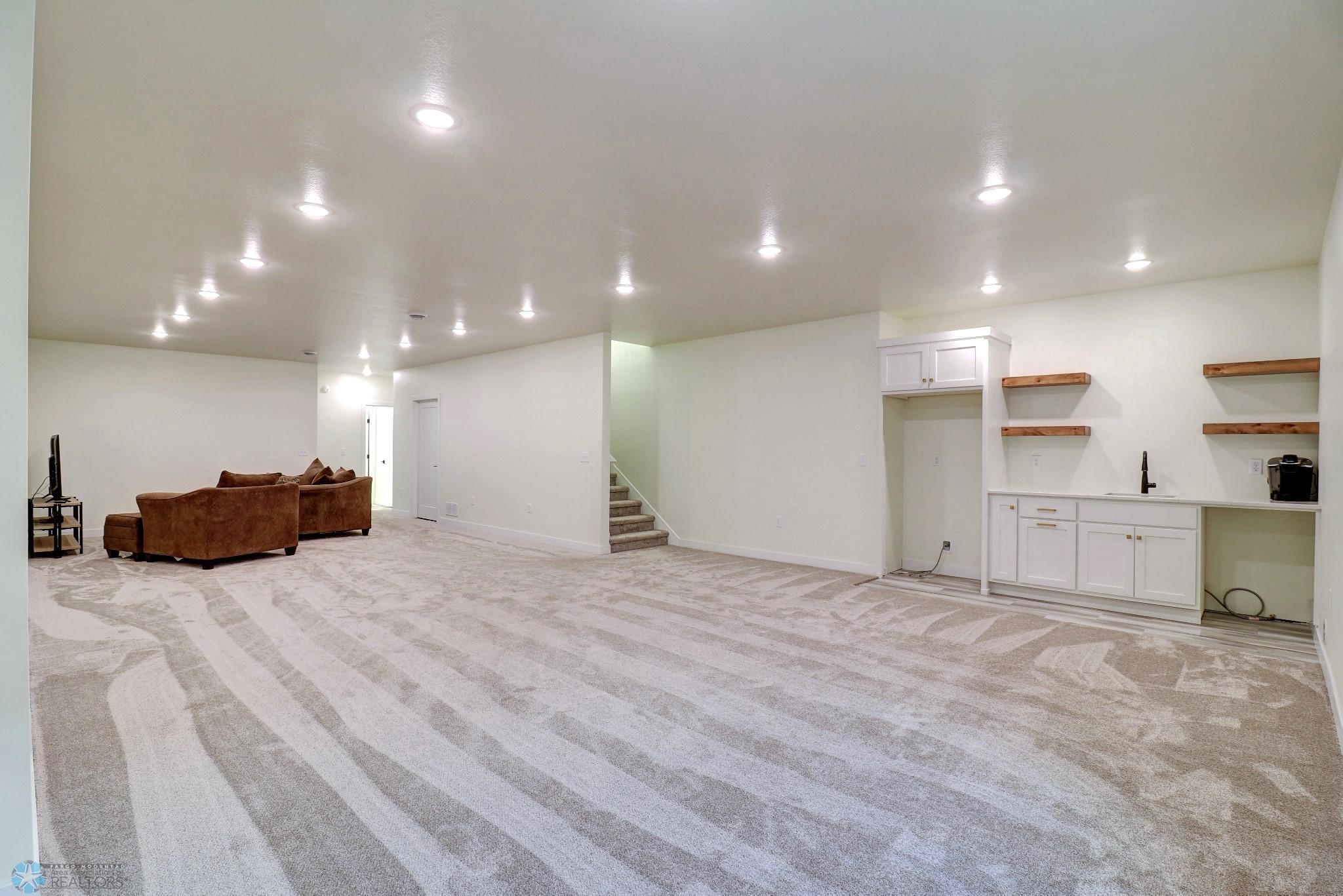 Basement1_5.jpg