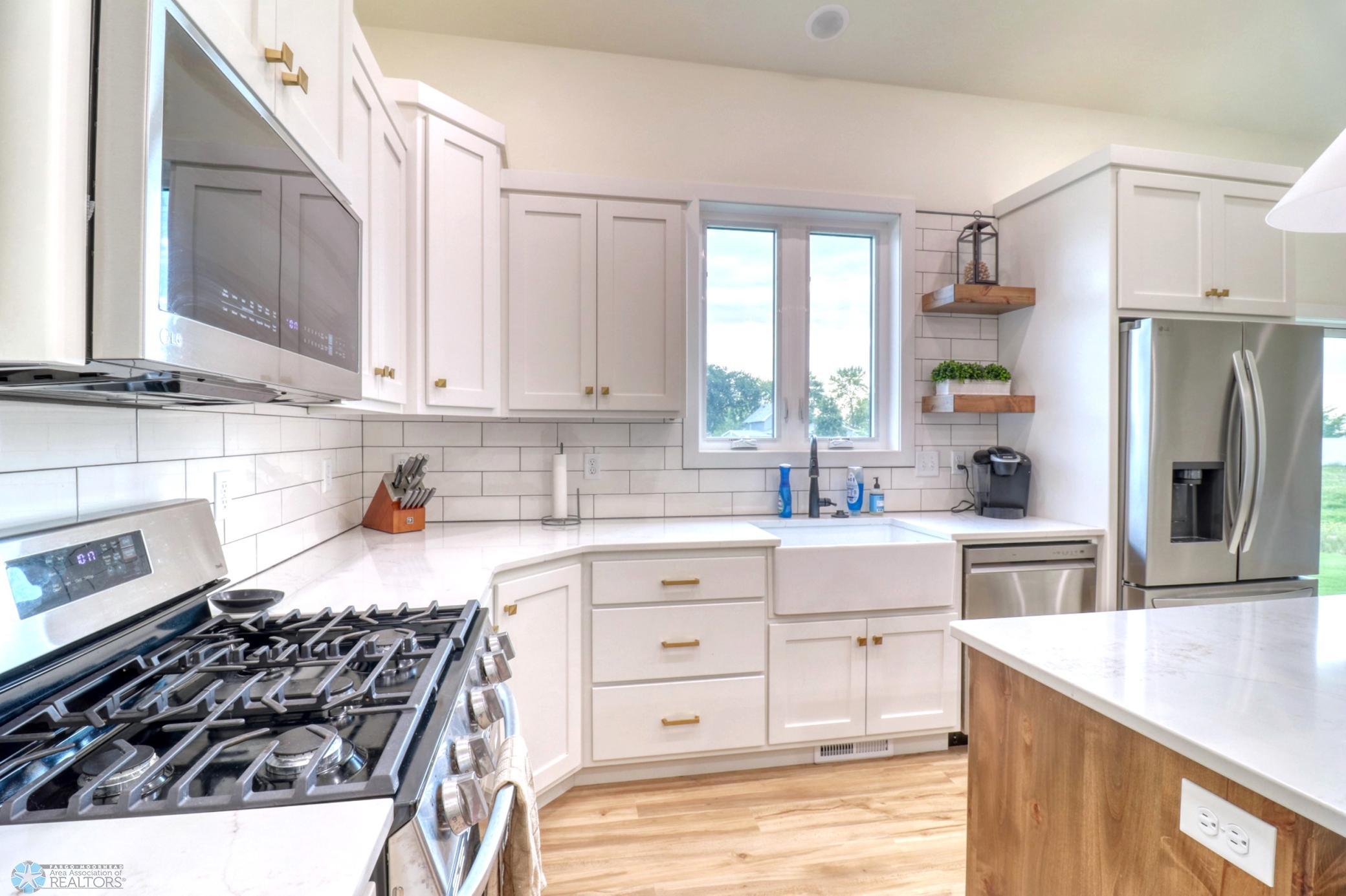 Kitchen1_6.jpg