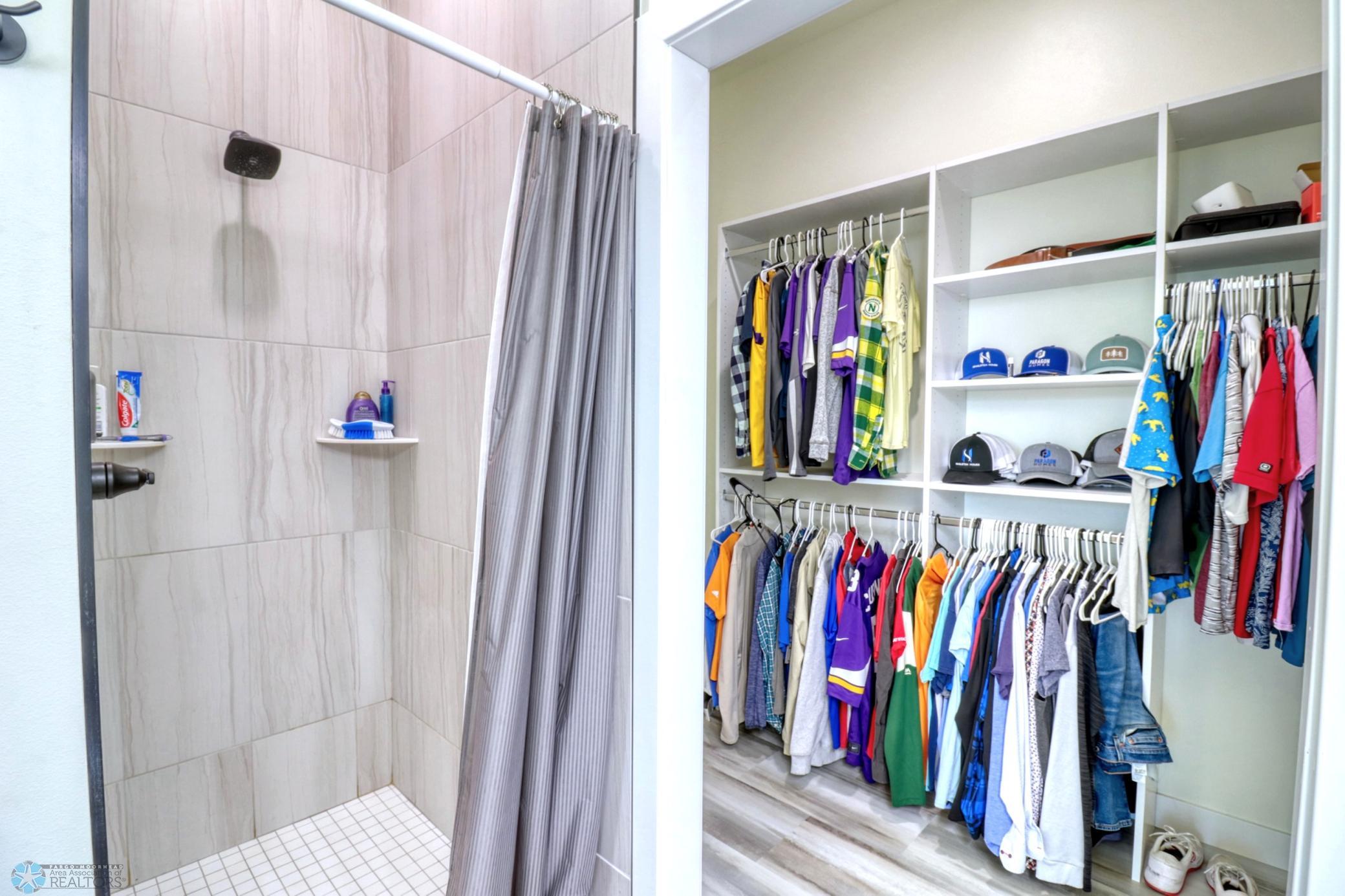 Primary 3/4 Bathroom w/ Walk-in Closet1_3.jpg
