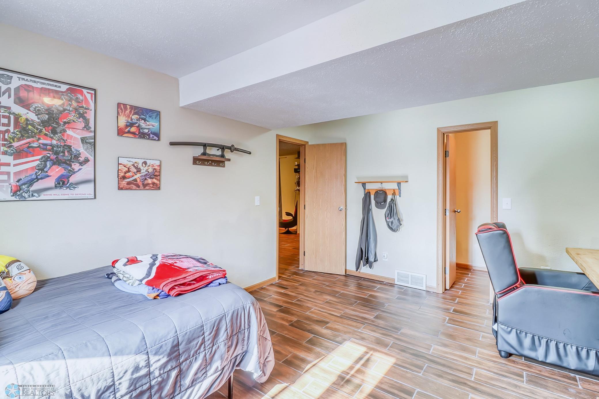 BasementBedroom_2 (2).jpg