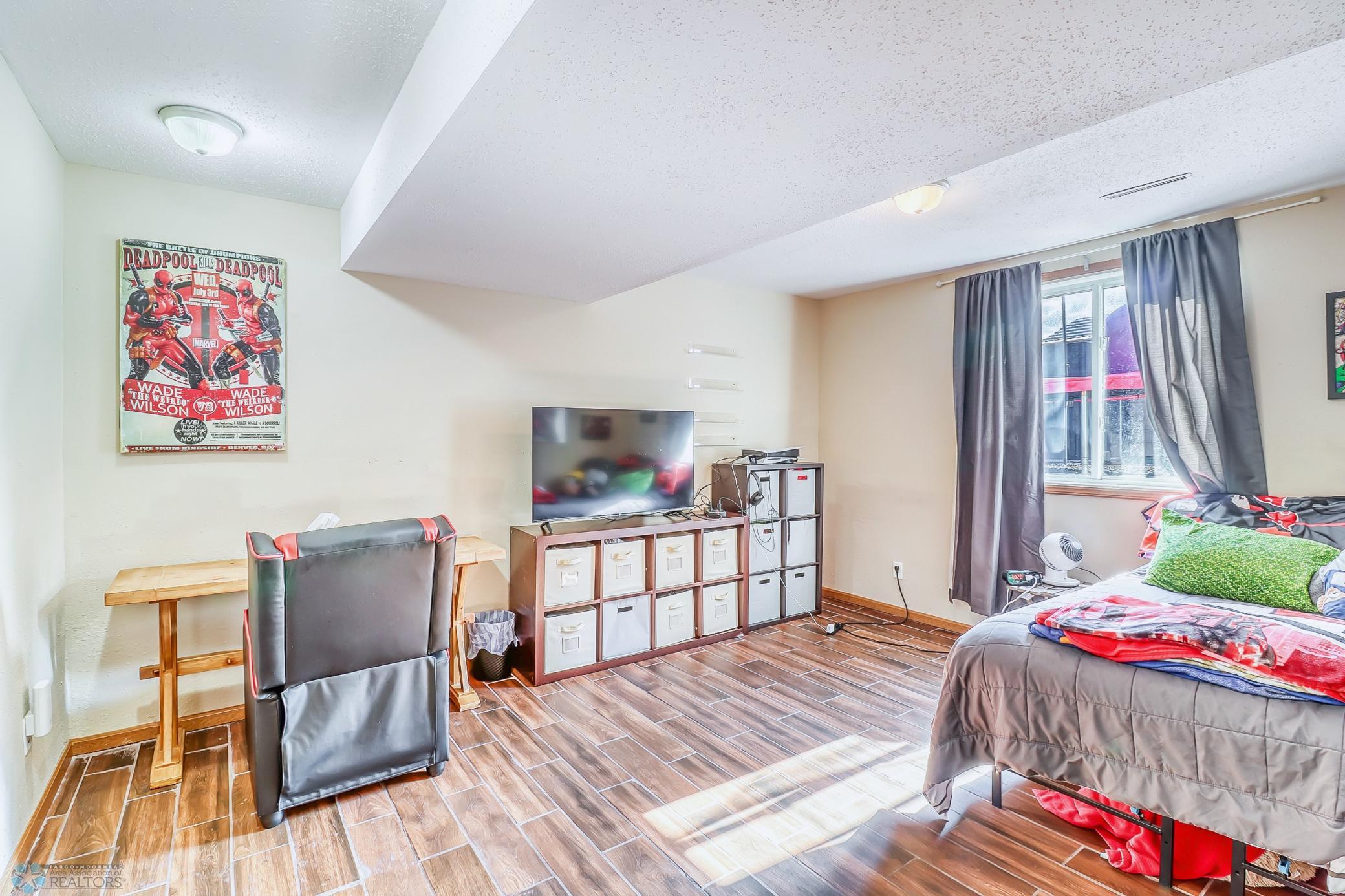 BasementBedroom_2 (1).jpg