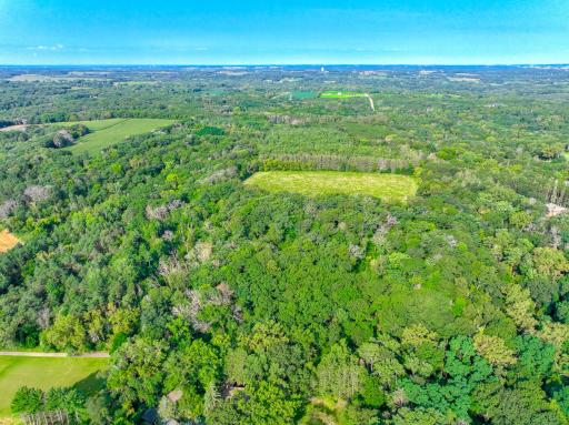 An incredible location, just minutes from the heart of downtown Afton and all that the area has to offer!
