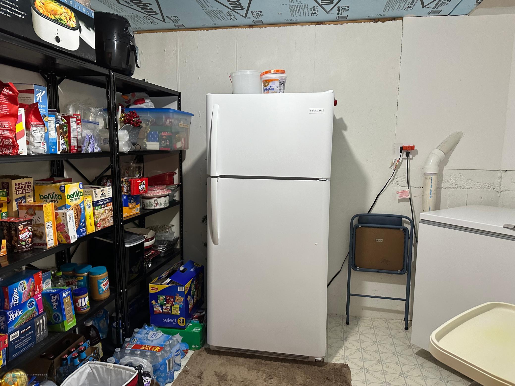 Bonus Storage Room for Kitchen Overflow