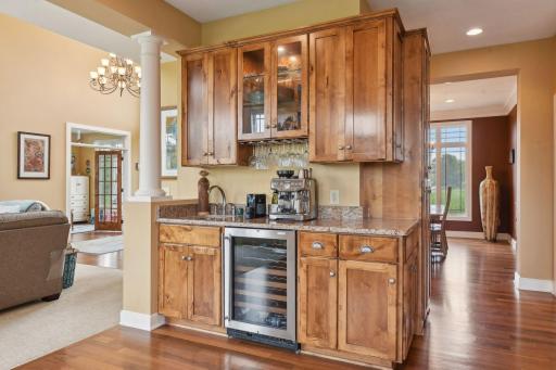 1005 Willow View Drive, Long Lake, MN 55356