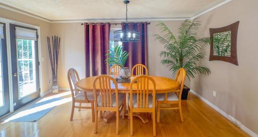 Separate formal dining room with walk out to the deck.
