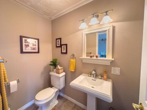2565 County Road 103, International Falls, MN 56649