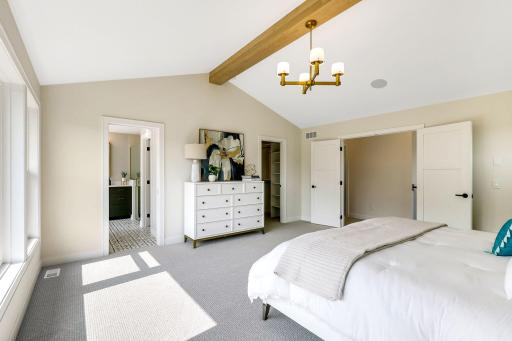 4010 Haven Woods Court, Eagan, MN 55123