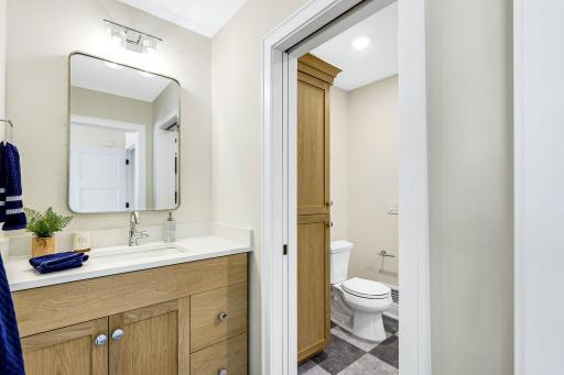 4010 Haven Woods Court, Eagan, MN 55123