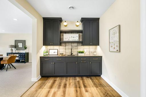 4010 Haven Woods Court, Eagan, MN 55123