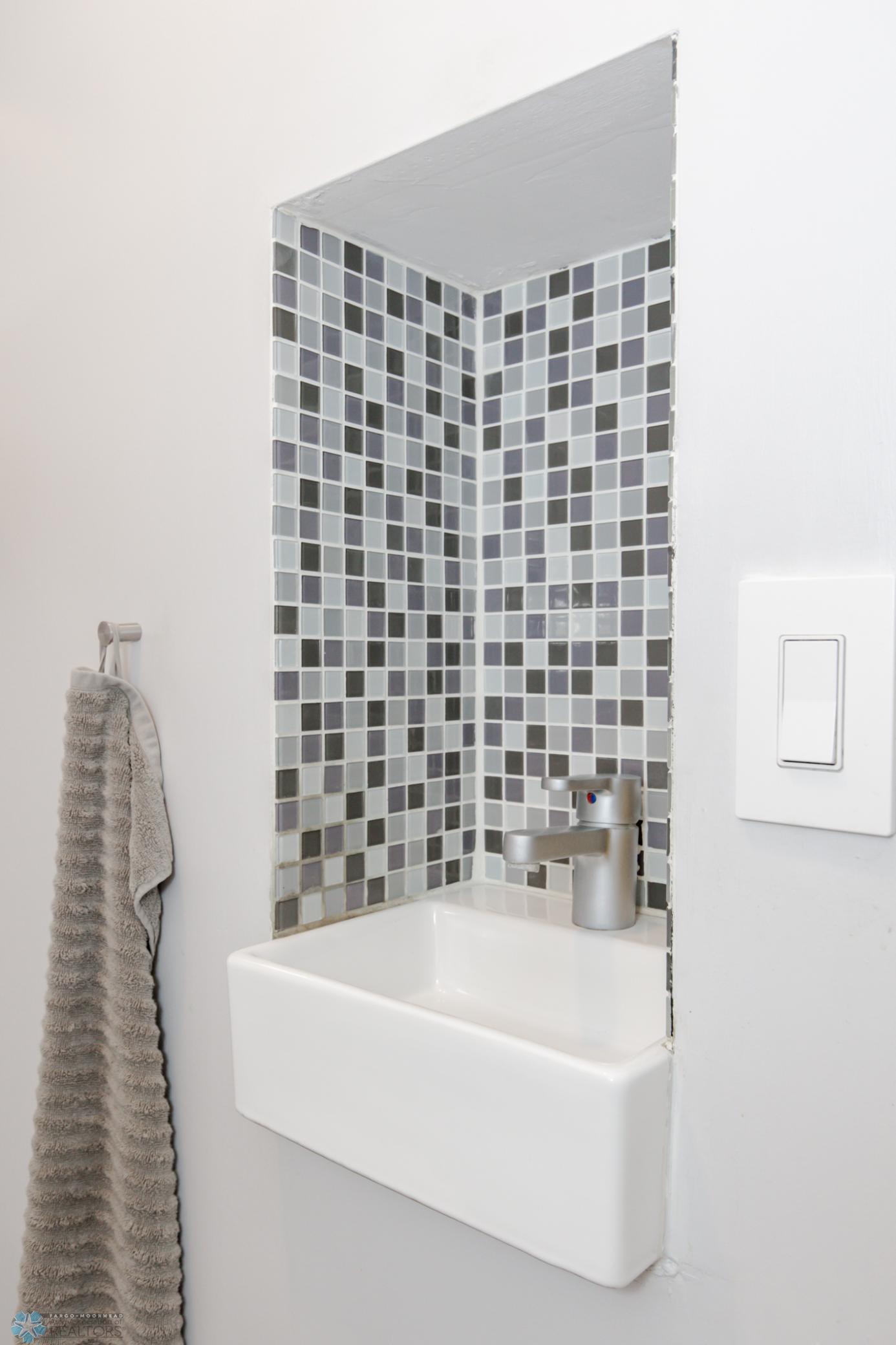 Bathroom 1 - Half