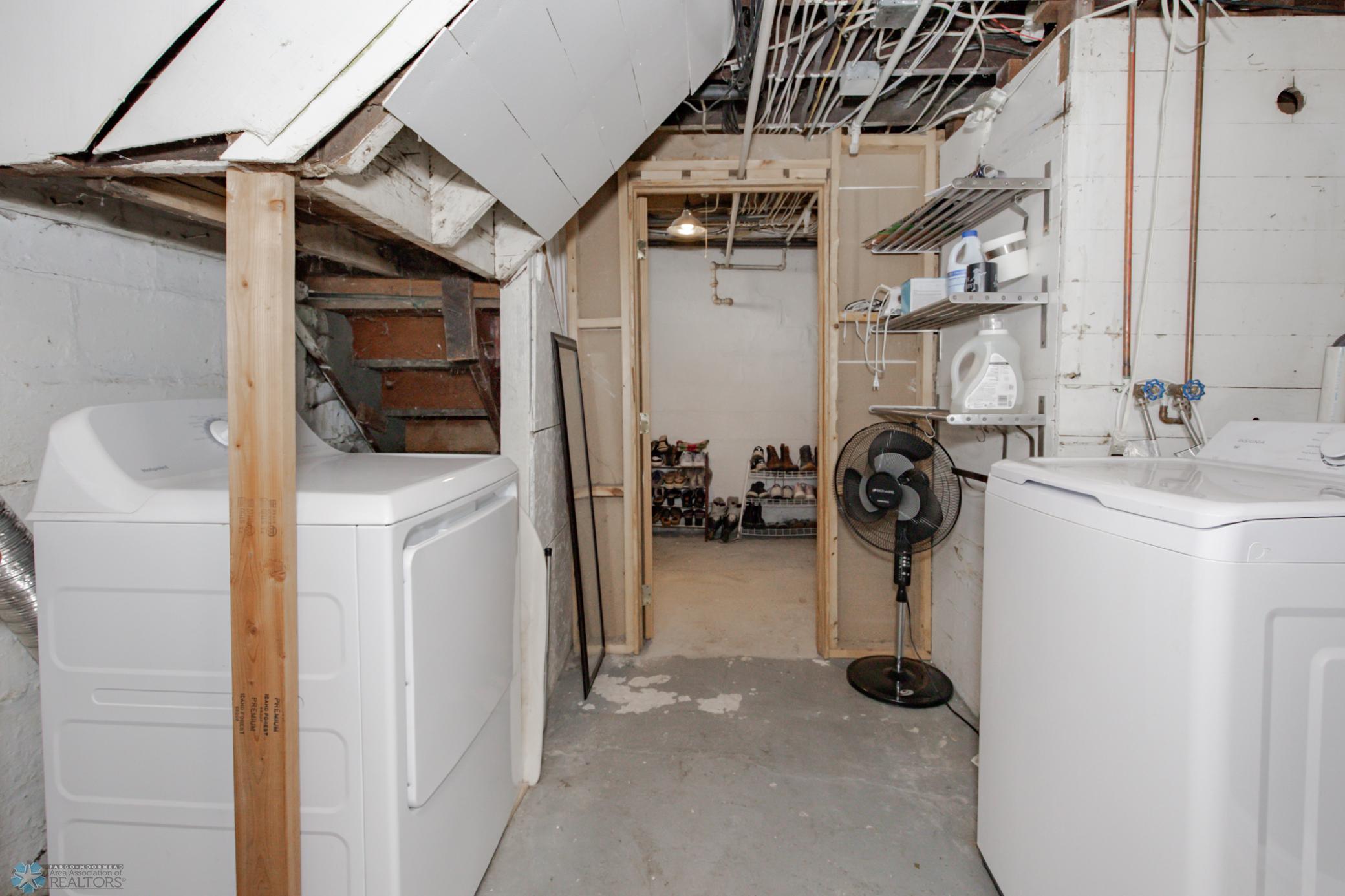 Laundry/Utilities