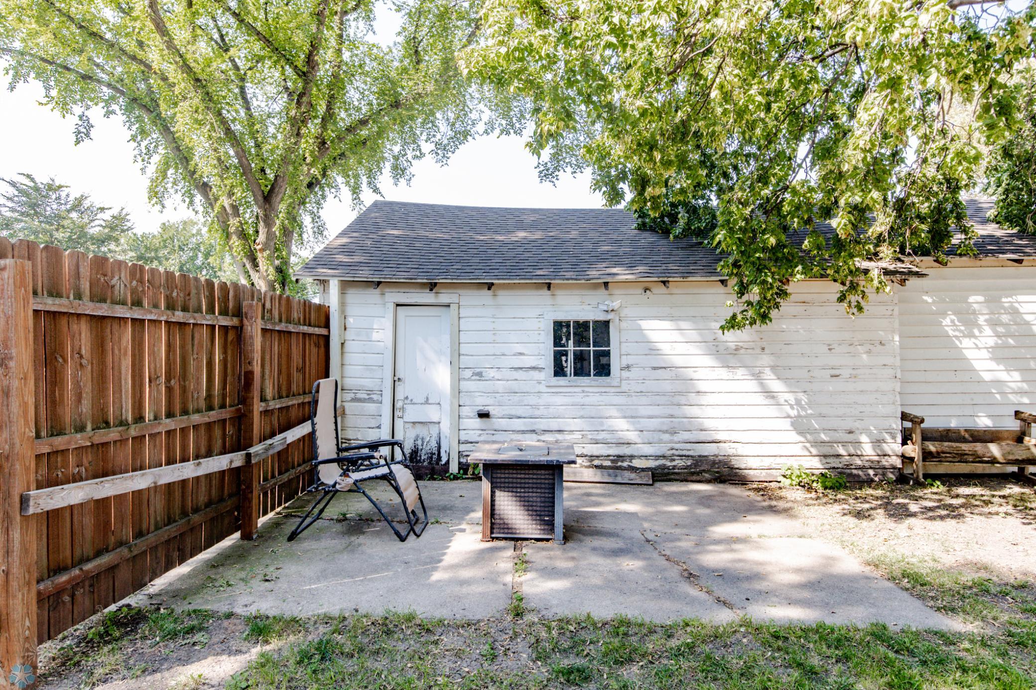 Patio/Garage