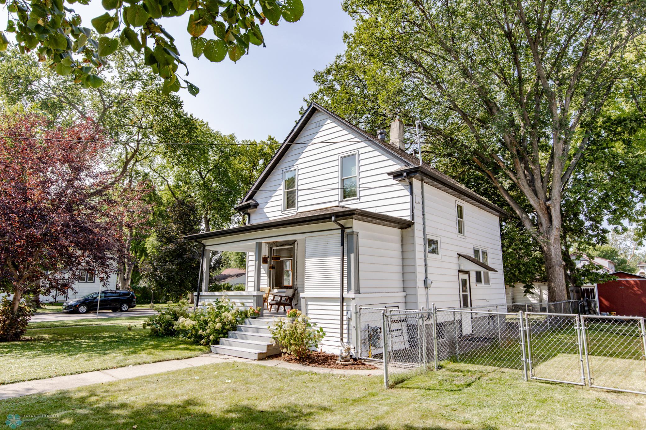 Front/Side Exterior