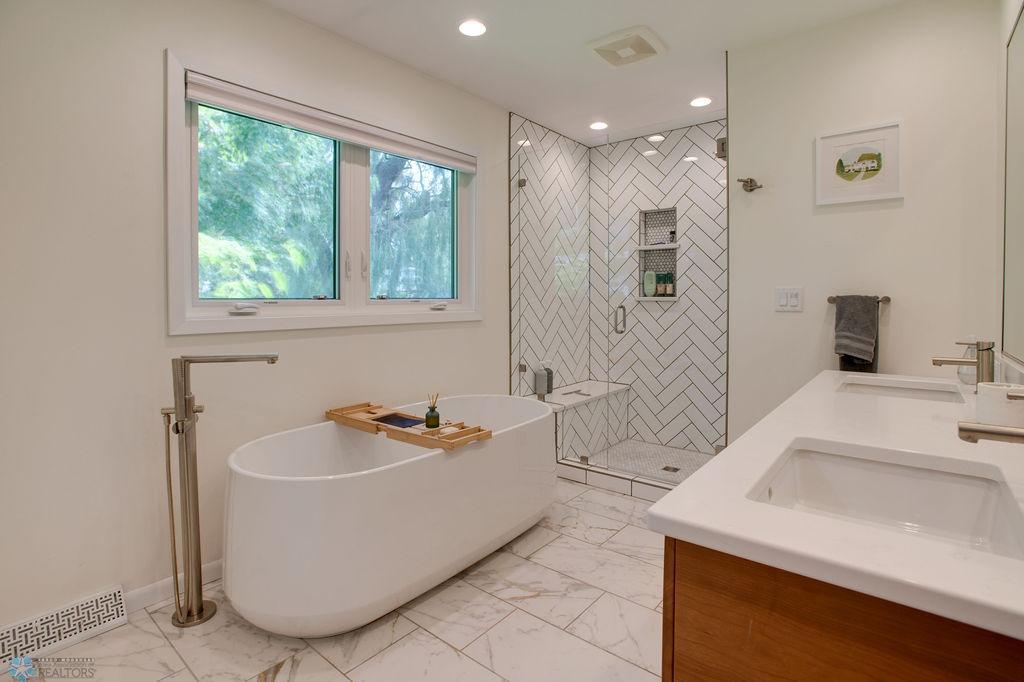 Soak tub!