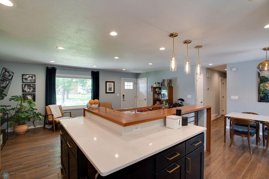 Large prep area!