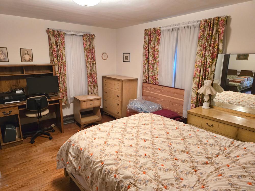 bed1-2.jpg