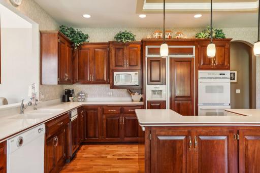 14 Ridge Road, Saint Paul, MN 55127