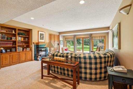 14 Ridge Road, Saint Paul, MN 55127