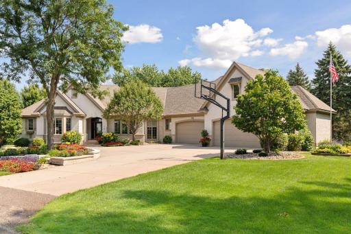 14 Ridge Road, Saint Paul, MN 55127