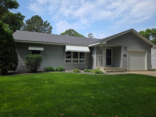 1802 7th Street SW, Willmar, MN 56201
