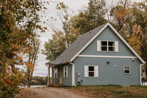Fall in love with lakeside living in this stunning 3 bed, 2 bath home on the serene Clam Lake. Added conveniences like washer/dryer, security system, & digital lock make this home perfect for a relaxing retreat or a investment for short term rentals!