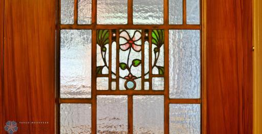 Copy of Foyer Door Detail 713 - Copy (2).jpg