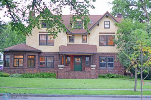 Copy of Outside Front Long 680 - Copy (2).jpg