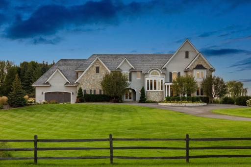 790 Navajo Road W, Hamel, MN 55340