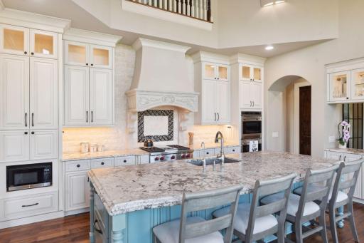 790 Navajo Road W, Hamel, MN 55340