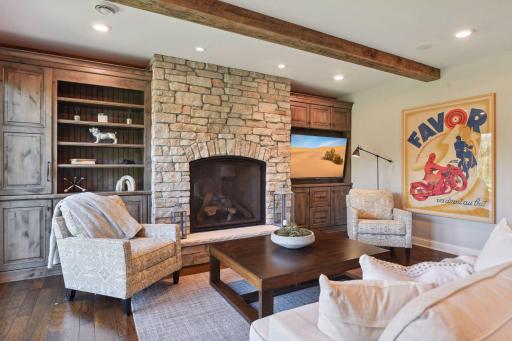790 Navajo Road W, Hamel, MN 55340
