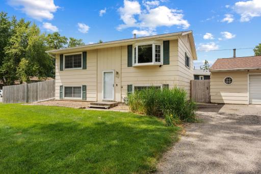 302 Woodland Drive, Owatonna, MN 55060