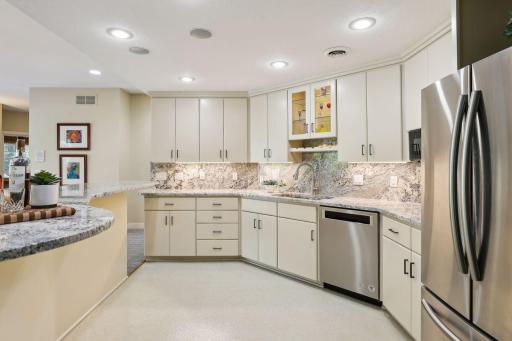 8074 22nd Court N, Lake Elmo, MN 55042