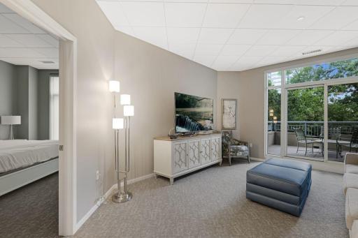 8301 Creekside Circle, 830, Minneapolis, MN 55437