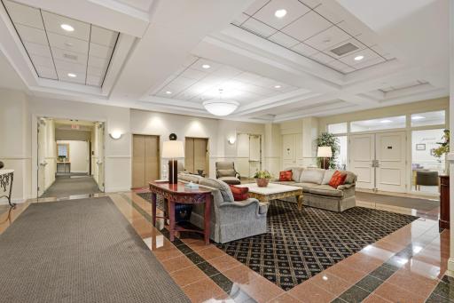 8301 Creekside Circle, 830, Minneapolis, MN 55437