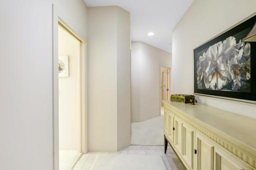 8301 Creekside Circle, 830, Minneapolis, MN 55437
