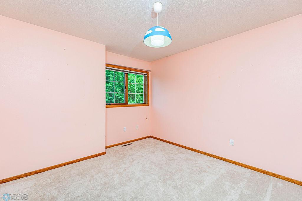 Upstairs Bedroom 2