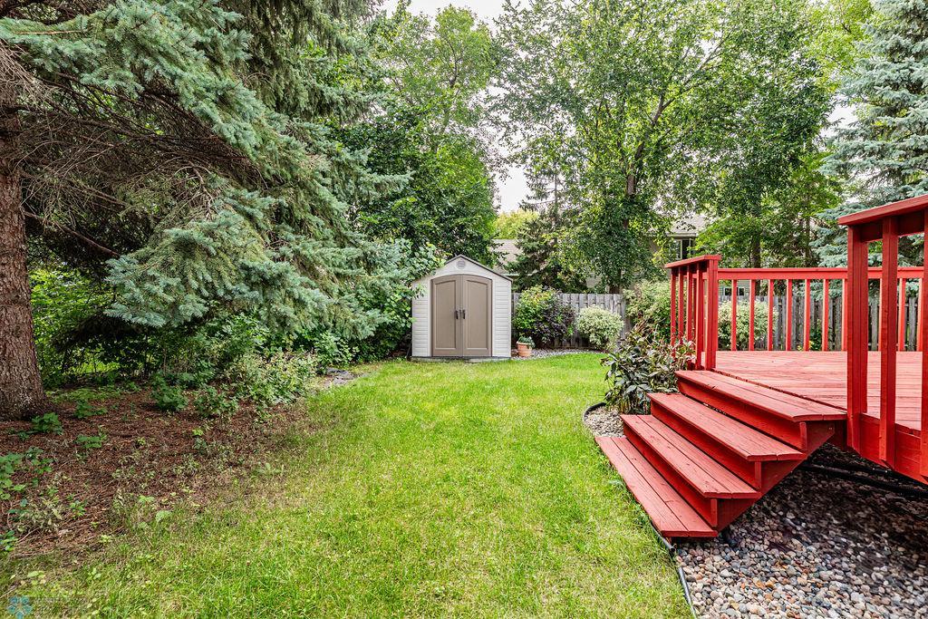 Private Treed Backyard