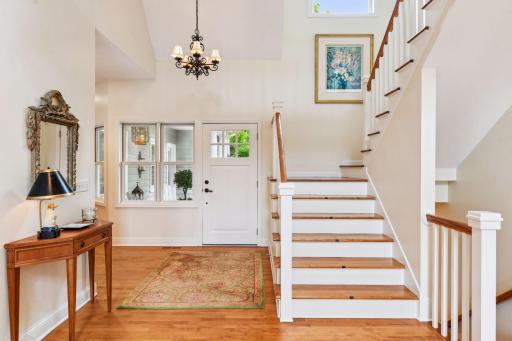 1100 Knoll Manor Road, Long Lake, MN 55356