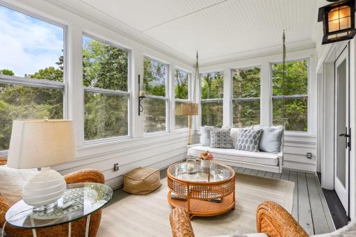 1100 Knoll Manor Road, Long Lake, MN 55356