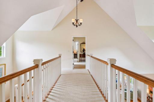1100 Knoll Manor Road, Long Lake, MN 55356