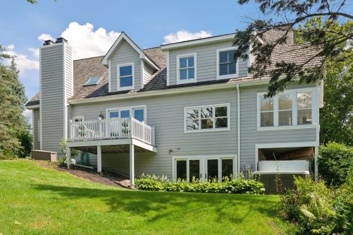 1100 Knoll Manor Road, Long Lake, MN 55356