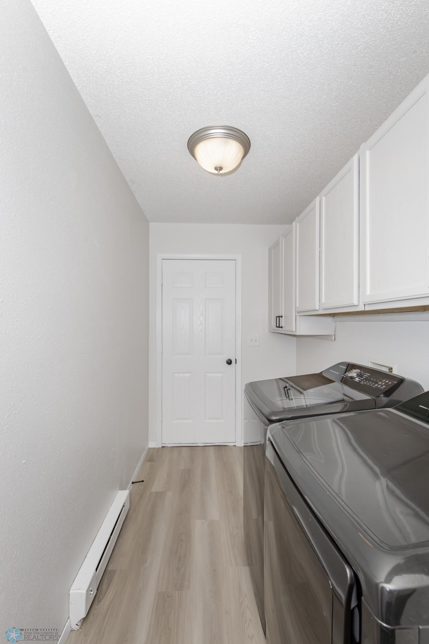 Laundry / Garage entrance