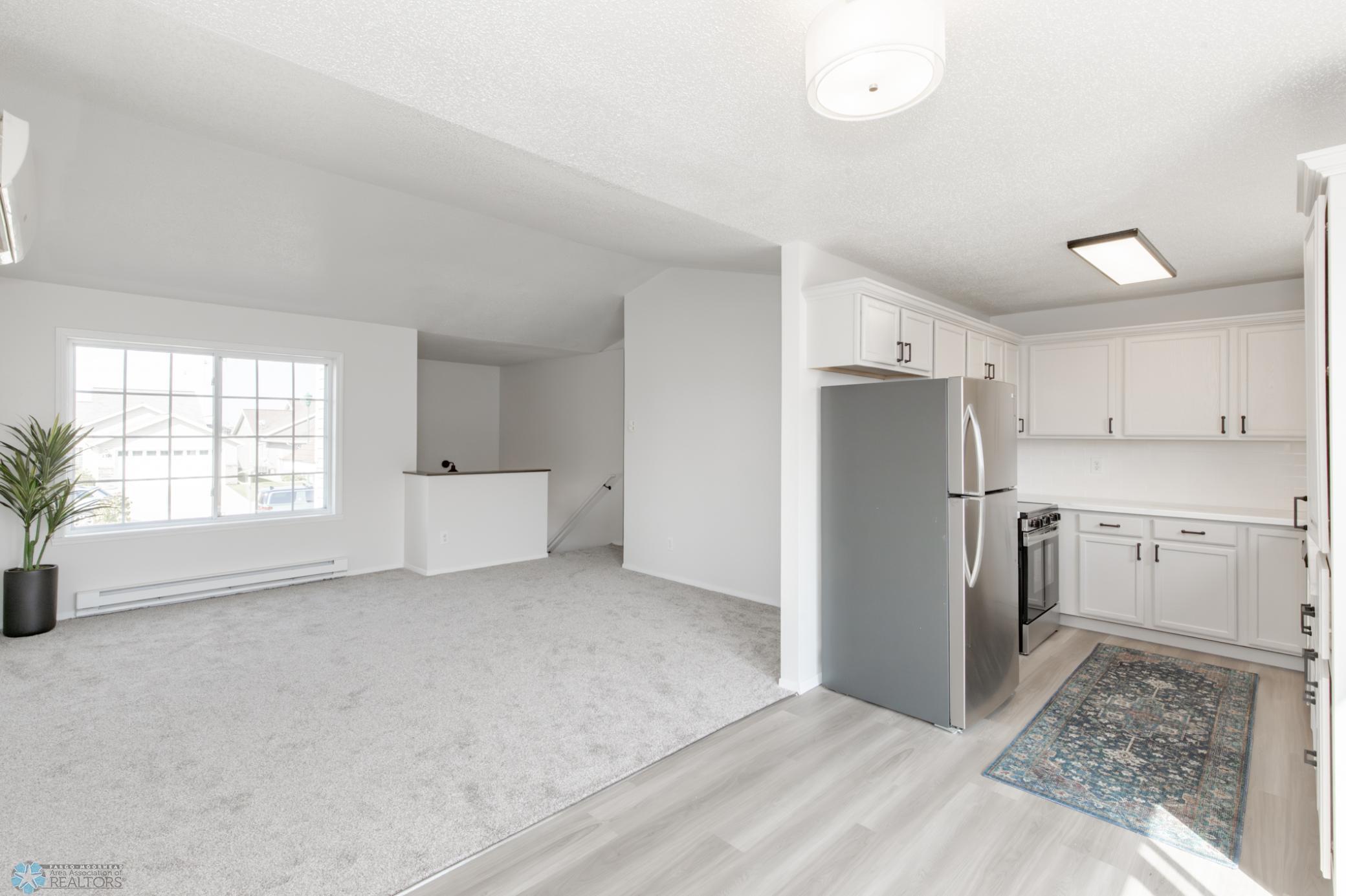 Living / Kitchen