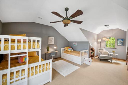 60 Crabapple Lane, Excelsior, MN 55331