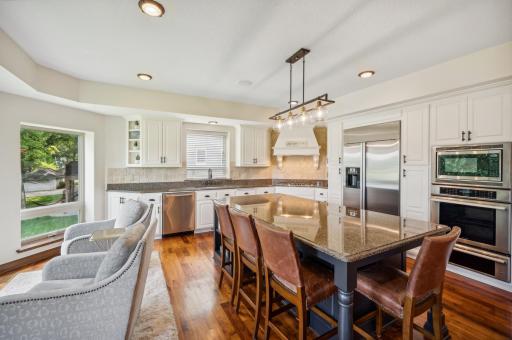 60 Crabapple Lane, Excelsior, MN 55331