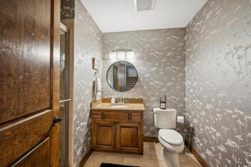 60 Crabapple Lane, Excelsior, MN 55331