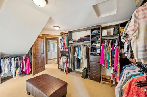 60 Crabapple Lane, Excelsior, MN 55331